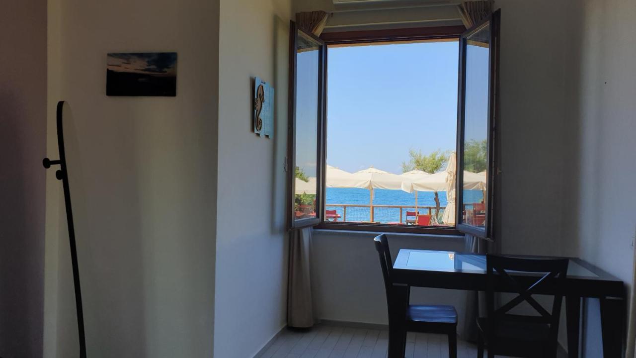 Aparthotel Cala Dei Mori Livorno Exterior foto