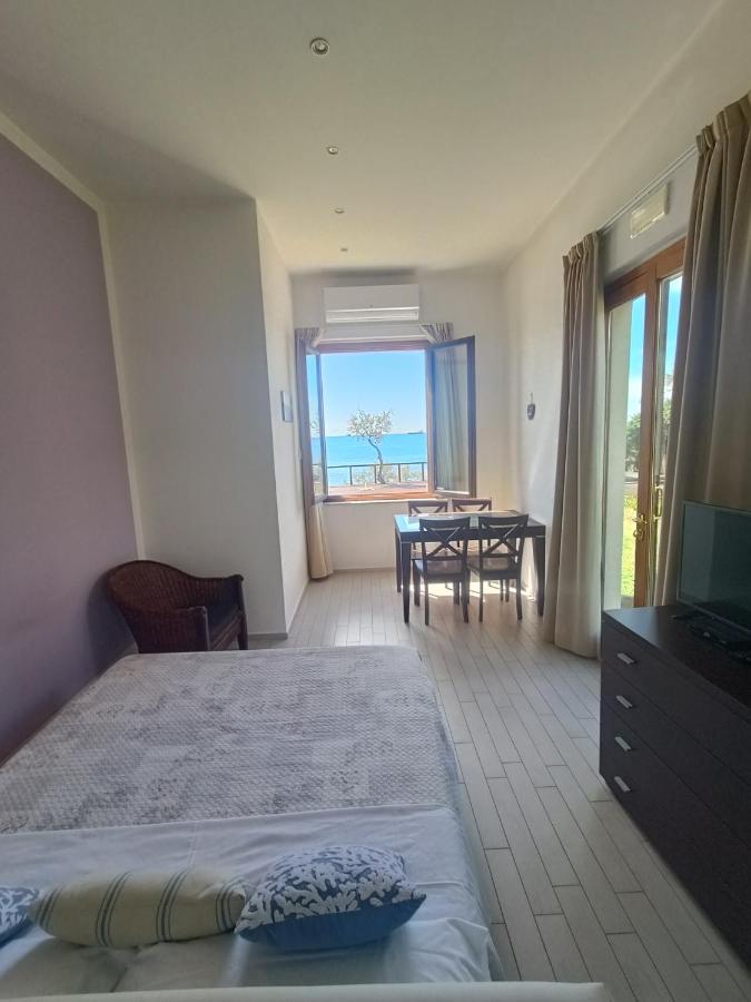 Aparthotel Cala Dei Mori Livorno Exterior foto